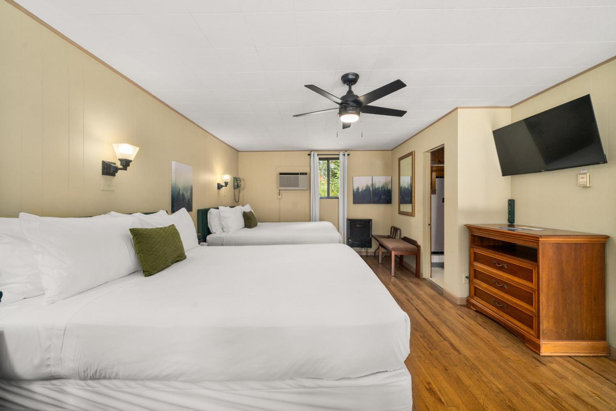 Cedarwood Inn هيندرسونفيل المظهر الخارجي الصورة