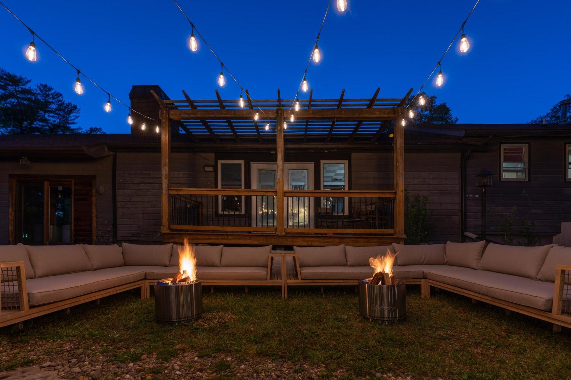 Cedarwood Inn هيندرسونفيل المظهر الخارجي الصورة