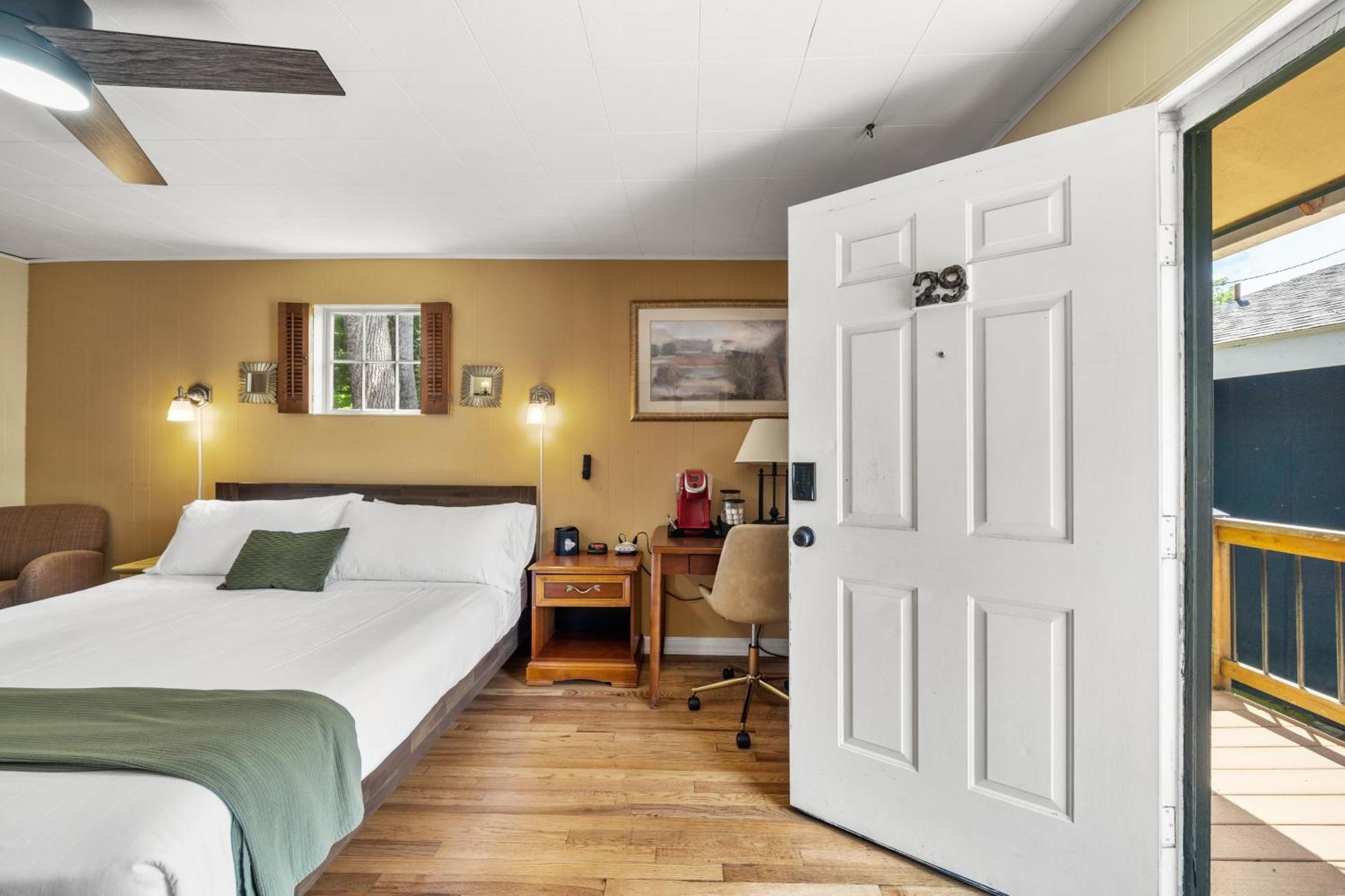 Cedarwood Inn هيندرسونفيل المظهر الخارجي الصورة